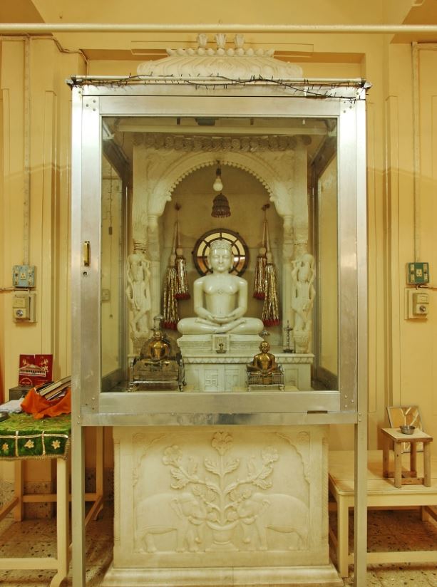 Shri Digamber Jain Mandir, Tower Chowk, Goshaliya Sheree, Behind Old Mandir, Gadhada, District - Botad (Gujarat) image 1