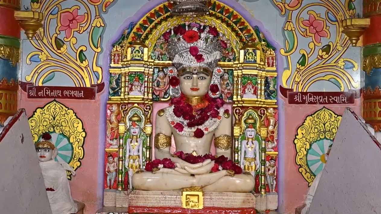 Shri Adinath Bhagwan Shwetamber Jain Derasar, K.C. Shah Derasar, Dawn, Krishna Nagar, Bhavnagar (Gujarat) image 4