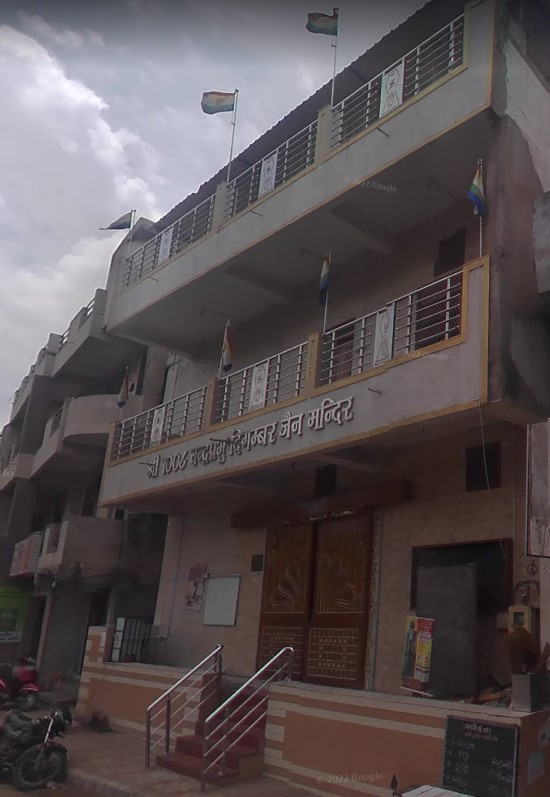 Shri 1008 Chandraprabhu Digamber Jain Mandir, Rakhial Road, Gomtipur, Ahmedabad (Gujarat) thumbnail 4