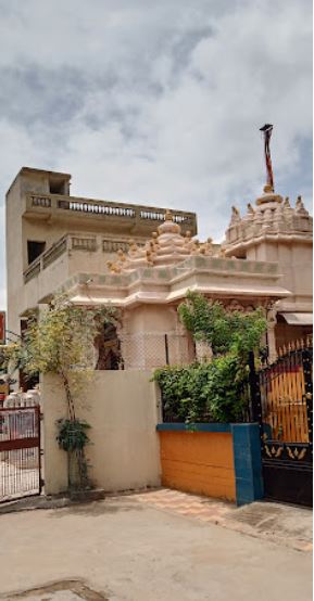 Shri Vasupujya Swami Shwetamber Jain Mandir, Bhagwati Nagar Road, C.T.M, Amraiwadi, Ahmedabad (Gujarat) image 3