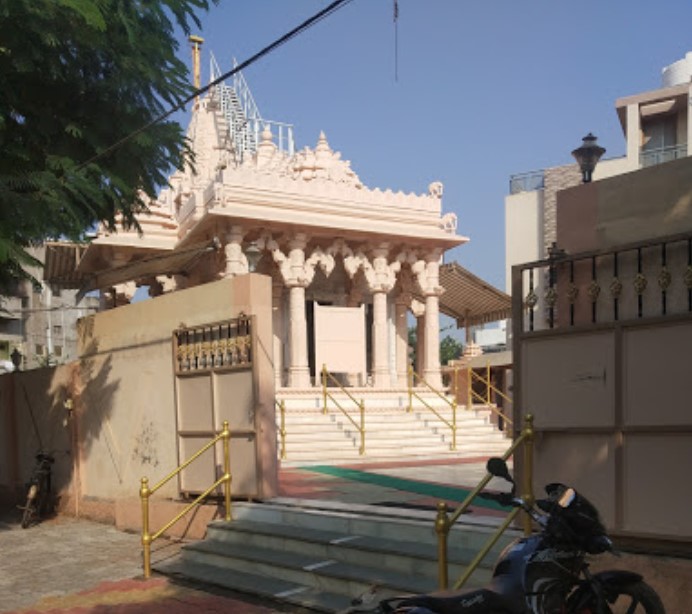 Shri Amijara Vasupujya Swami Shwetamber Jain Mandir, Sarvodaya Society, Prabhat Nagar Road, Mahuva, District - Bhavnagar (Gujarat) thumbnail 2