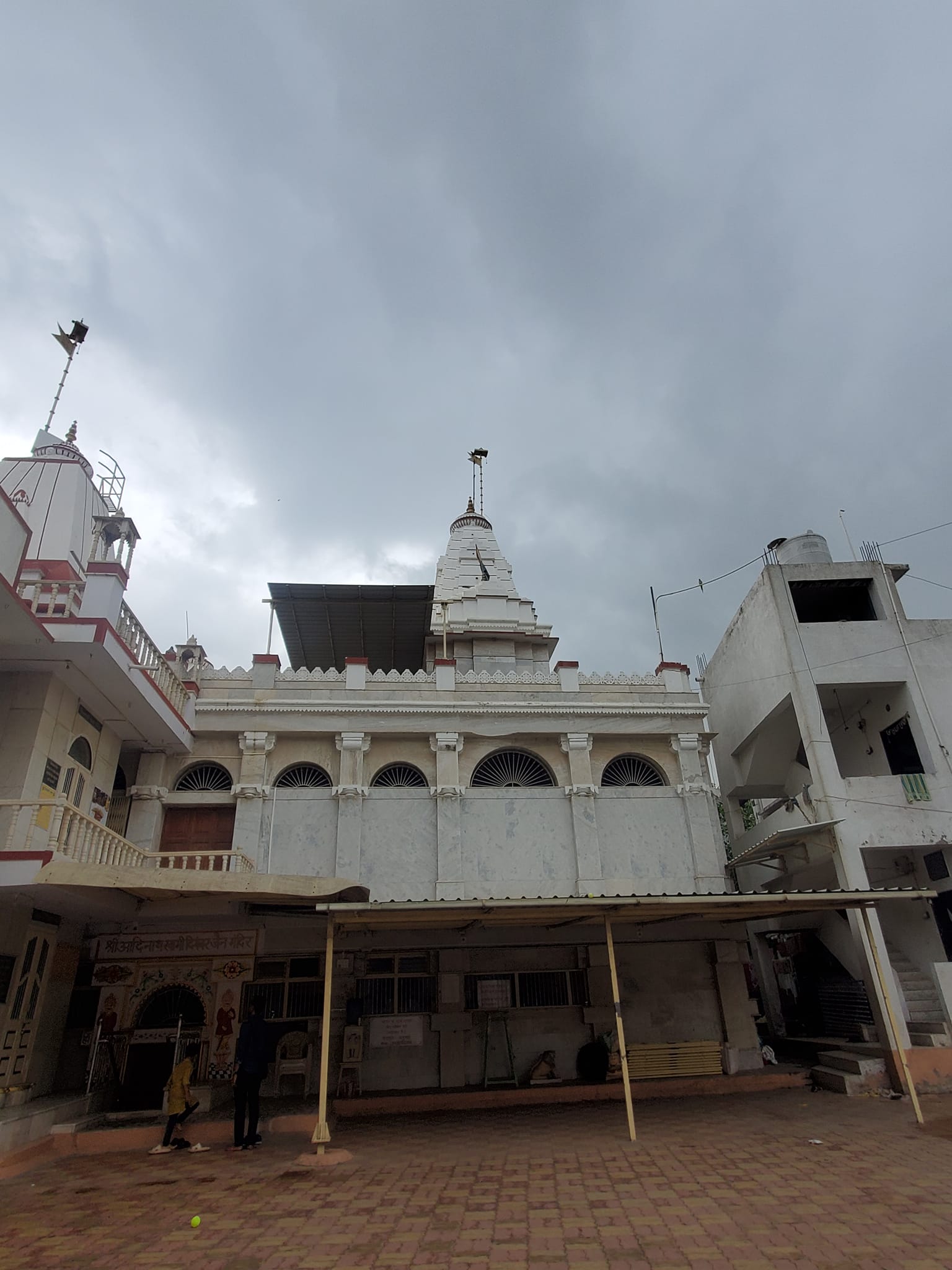 Shri Adinath and Mahaveer Swami Digambar Jain Mandir and Shri Shashan Devi Jinvani Mandir, Taibah Nagar, Ankleshwar, District - Bharuch (Gujarat) image 2