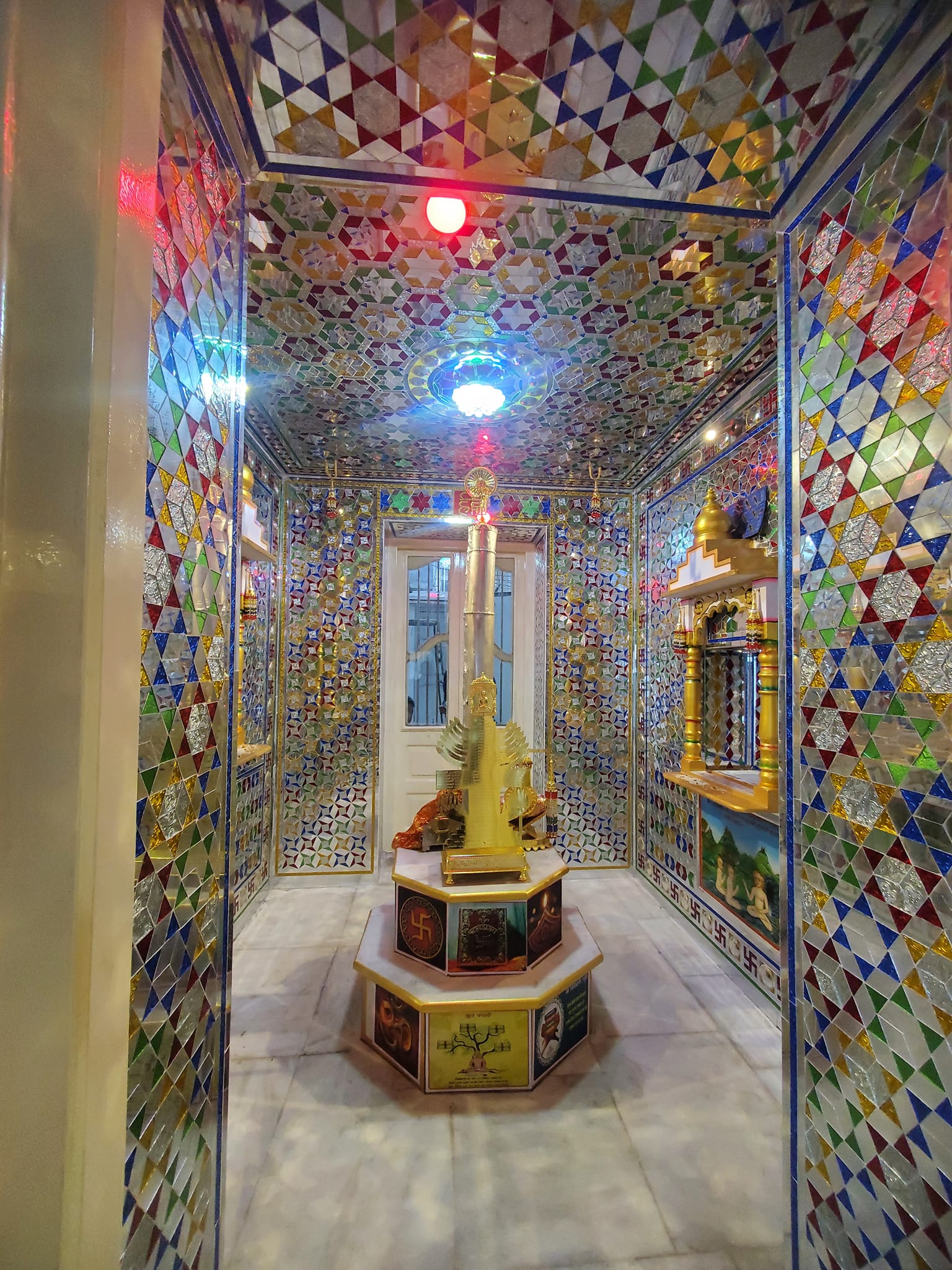 Shri Adinath and Mahaveer Swami Digambar Jain Mandir and Shri Shashan Devi Jinvani Mandir, Taibah Nagar, Ankleshwar, District - Bharuch (Gujarat) image 6