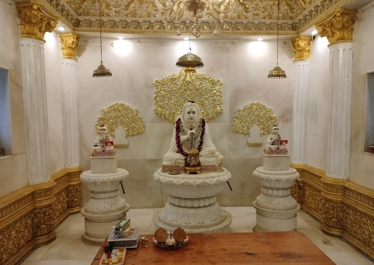 Gurushri Vijay Shantisurivashwar Ji Sadhna Mandir, Taleti Road, Jeshar, Palitana, District - Bhavnagar (Gujarat) image 3