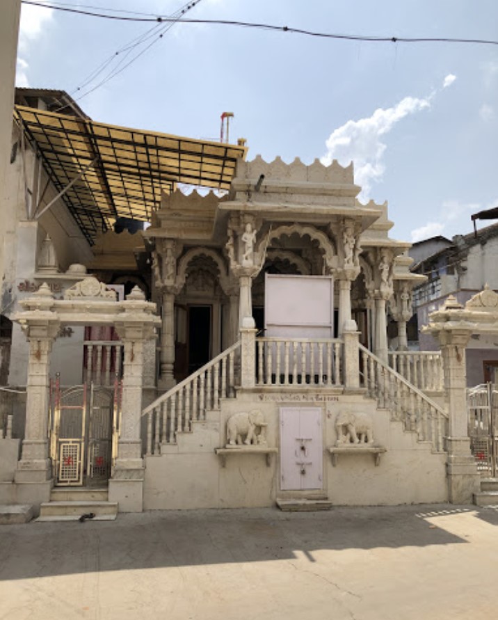 Shri Kalyan Parshvnath Shwetamber Jain Derasar, Nagarkuva, Petlad, District - Anand (Gujarat) main image