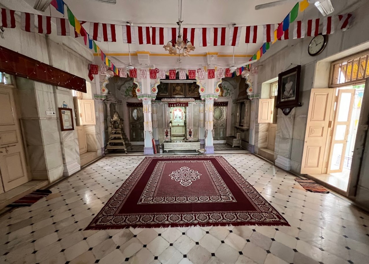 Shri Sambhavnath Bhagwan Shwetamber Jain Derasar, Kavitha, District - Anand (Gujarat) image 2