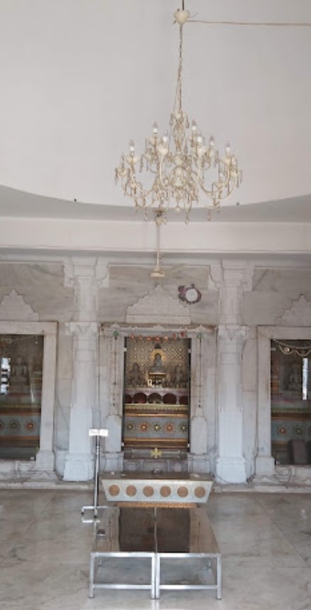 Shri 1008 Sumatinath Digambar Jain Mandir Atishaya Kshetra, Main Bazar Road, Amod, District - Bharuch (Gujarat) image 2