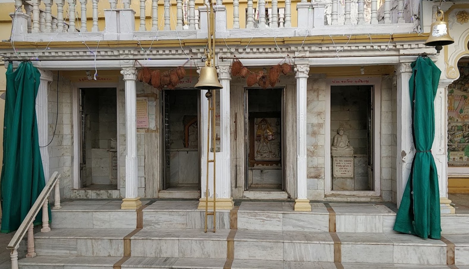 Shri Abhinandan Bhagwan Shwetamber Jain Derasar, Masar Road, Kanzat, District - Vadodara (Gujarat) thumbnail 3