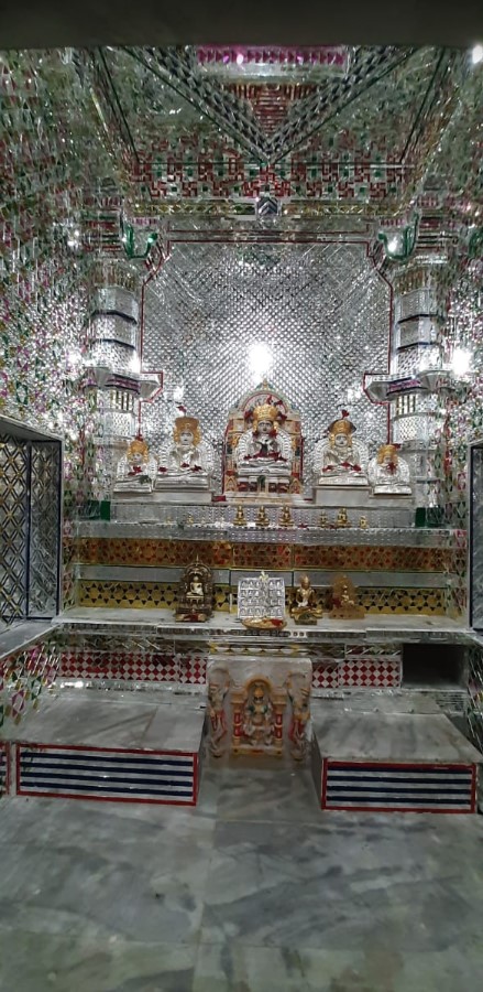 Shri Kural Jain Tirth, Shwetamber Jain Mandir, Kural, District - Vadodara (Gujarat) image 8