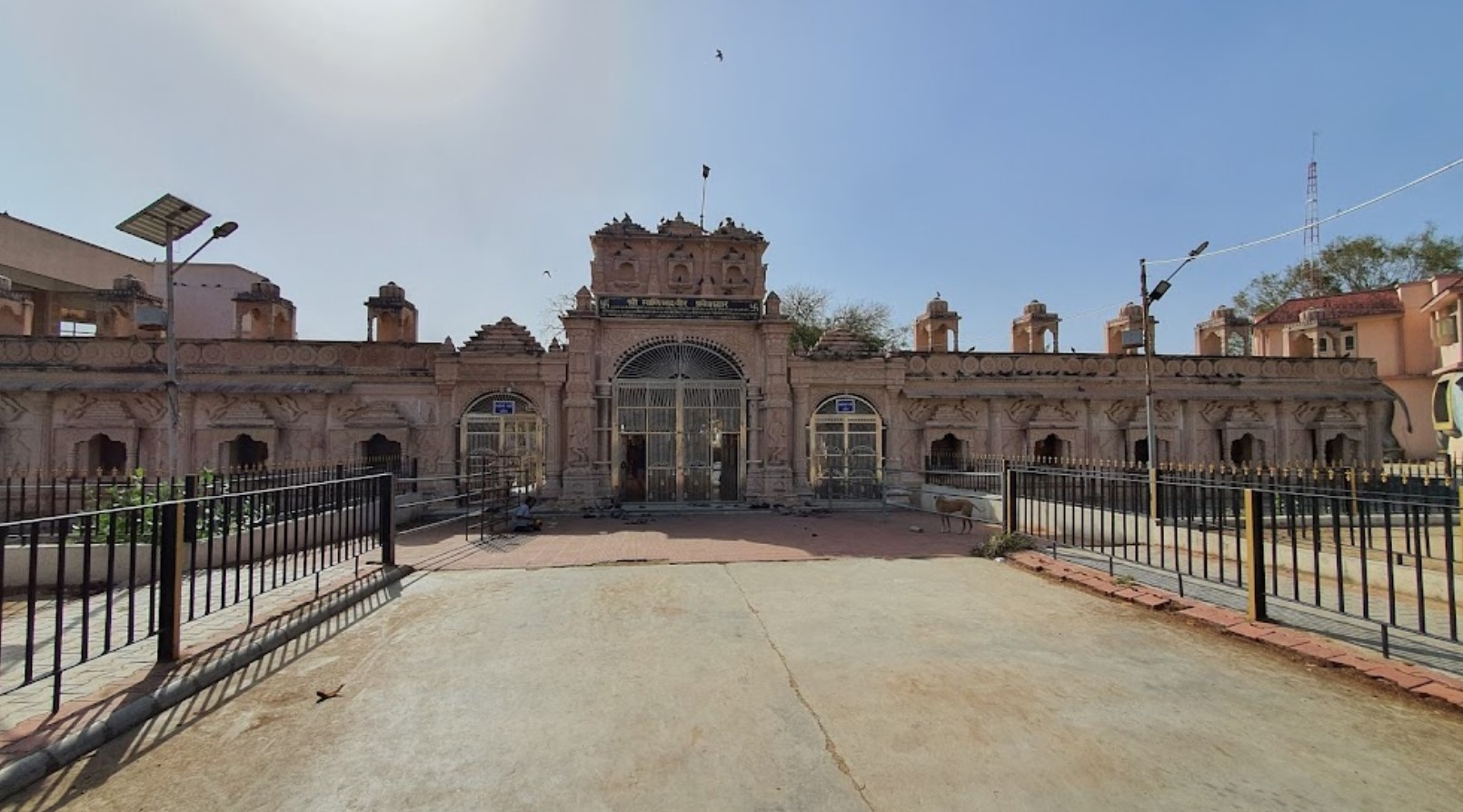 Shri Magarwada Jain Tirth, Magarwada, District - Banas Kantha (Gujarat) image 2