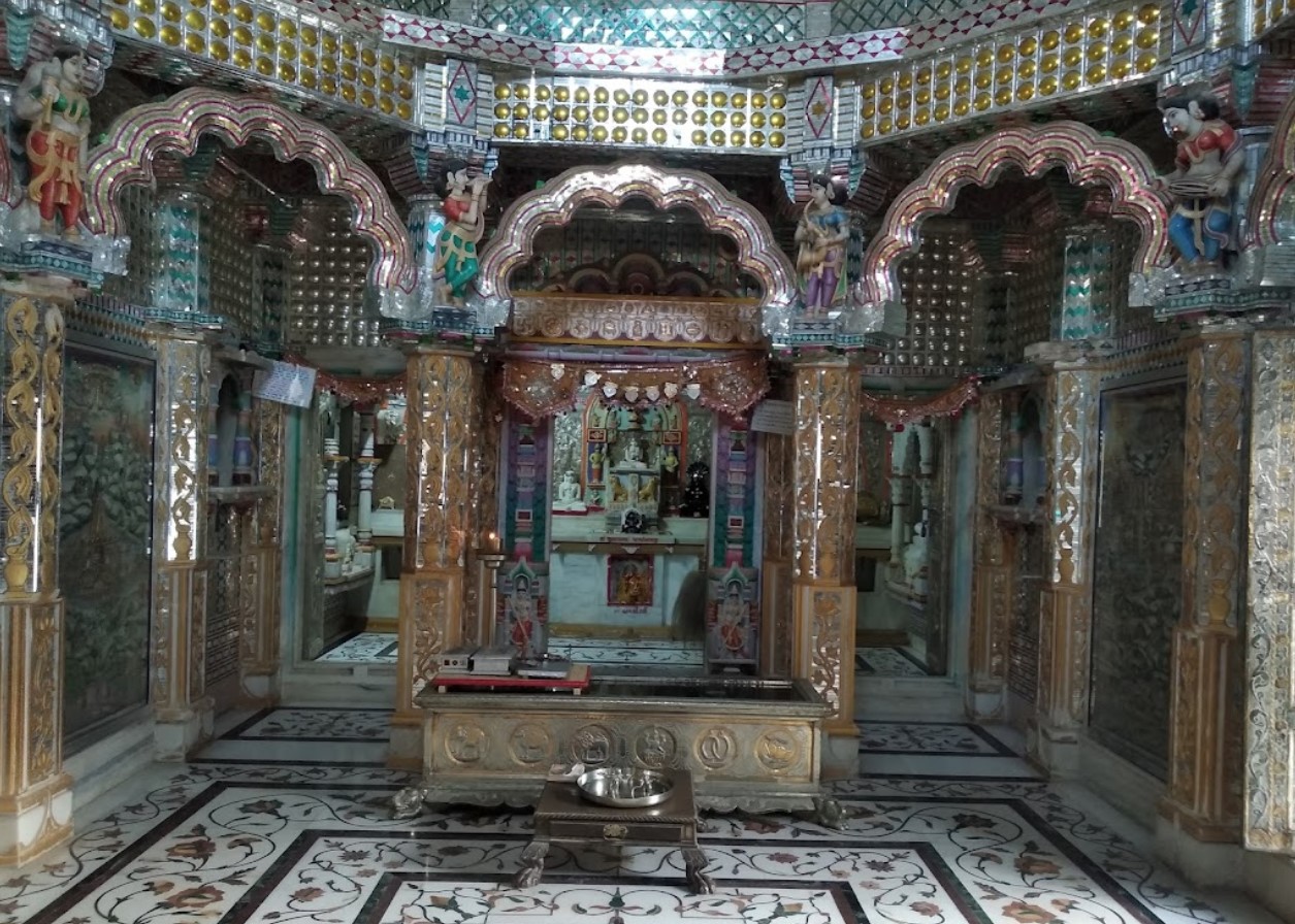 Shri Adishwar Bhagwan Shwetamber Jain Derasar, Memadpur, District - Banas Kantha (Gujarat) thumbnail 2