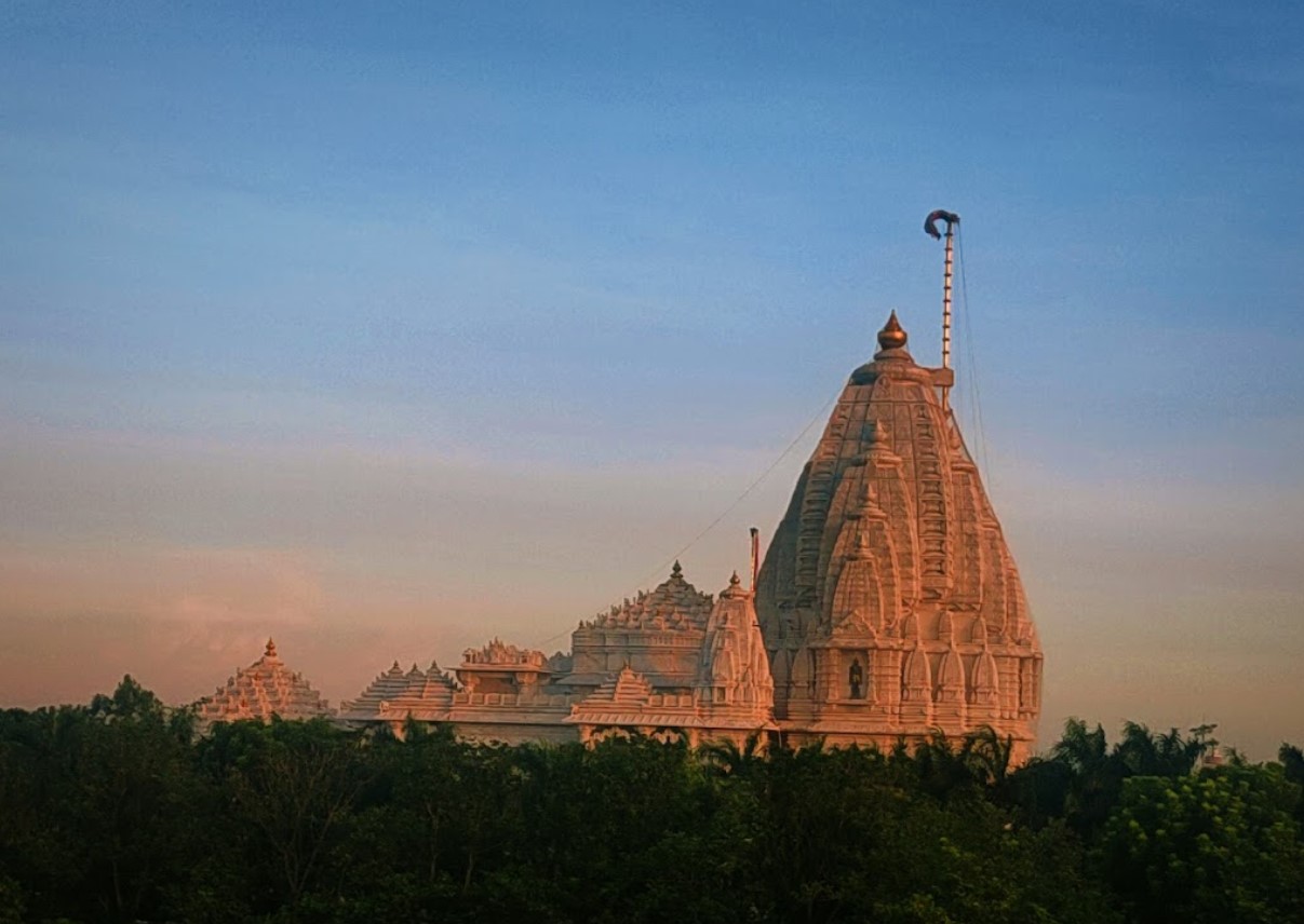 Shri Manilaxmi Shwetamber Jain Tirth, Tarapur-Vasad Highway, Manej, District - Anand (Gujarat) image 8