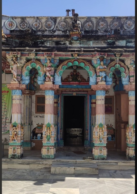 Shri 108 Dohala Parshvnath Shwetamber Jain Mandir, Saklana, District - Banas Kantha (Gujarat) thumbnail 3