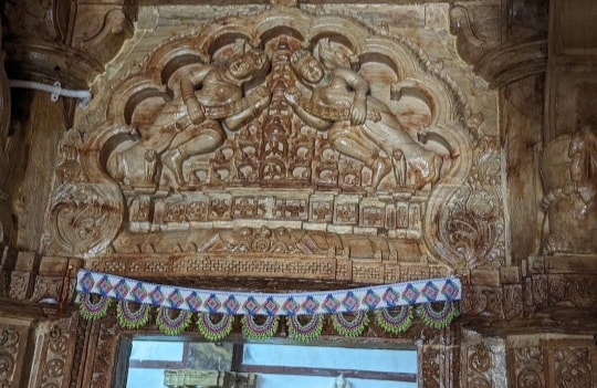 Shri 108 Dohala Parshvnath Shwetamber Jain Mandir, Saklana, District - Banas Kantha (Gujarat) thumbnail 5