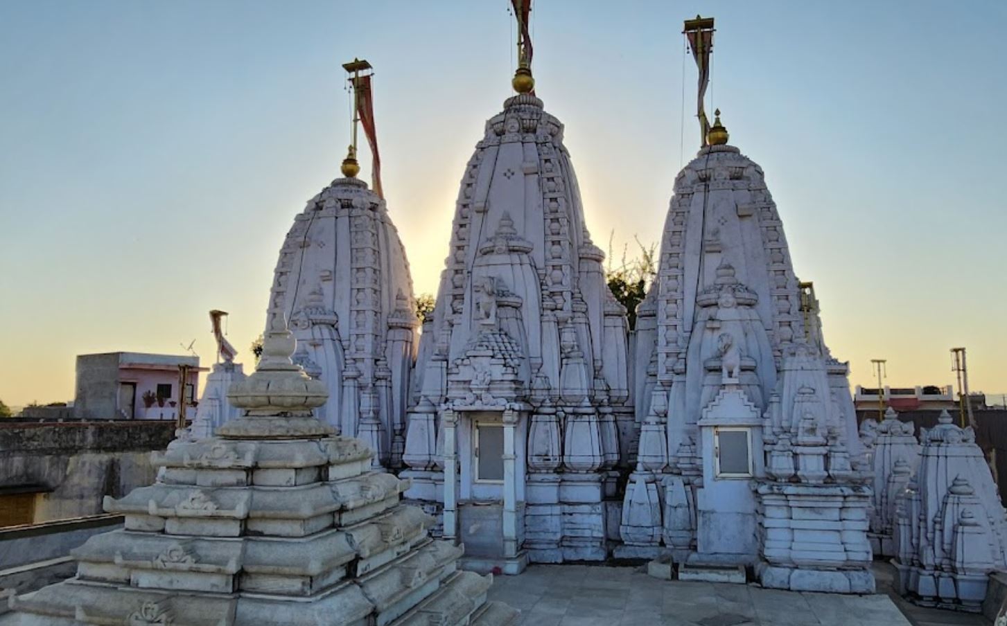 108 Shri Muhari Parshvnath Shwetamber Jain TIrth, Tintoi, District - Sabar Kantha (Gujarat) image 3