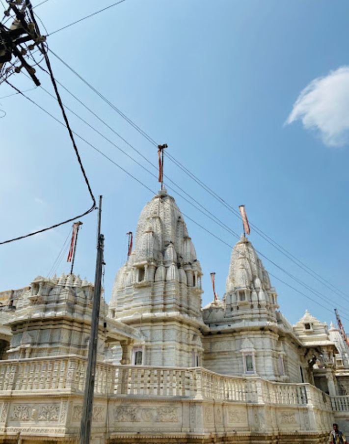 Shri Ajitnath Bhagwan Shwetamber Jain Tirth, Vav, District - Banas Kantha (Gujarat) image 4