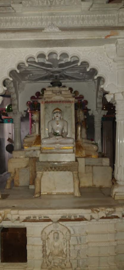 Shri Dharmnath Bhagwan Shwetamber Jain Derasar, Bhani Pol, Vrindavan Society, Radhanpur, District - Patan (Gujarat) image 4