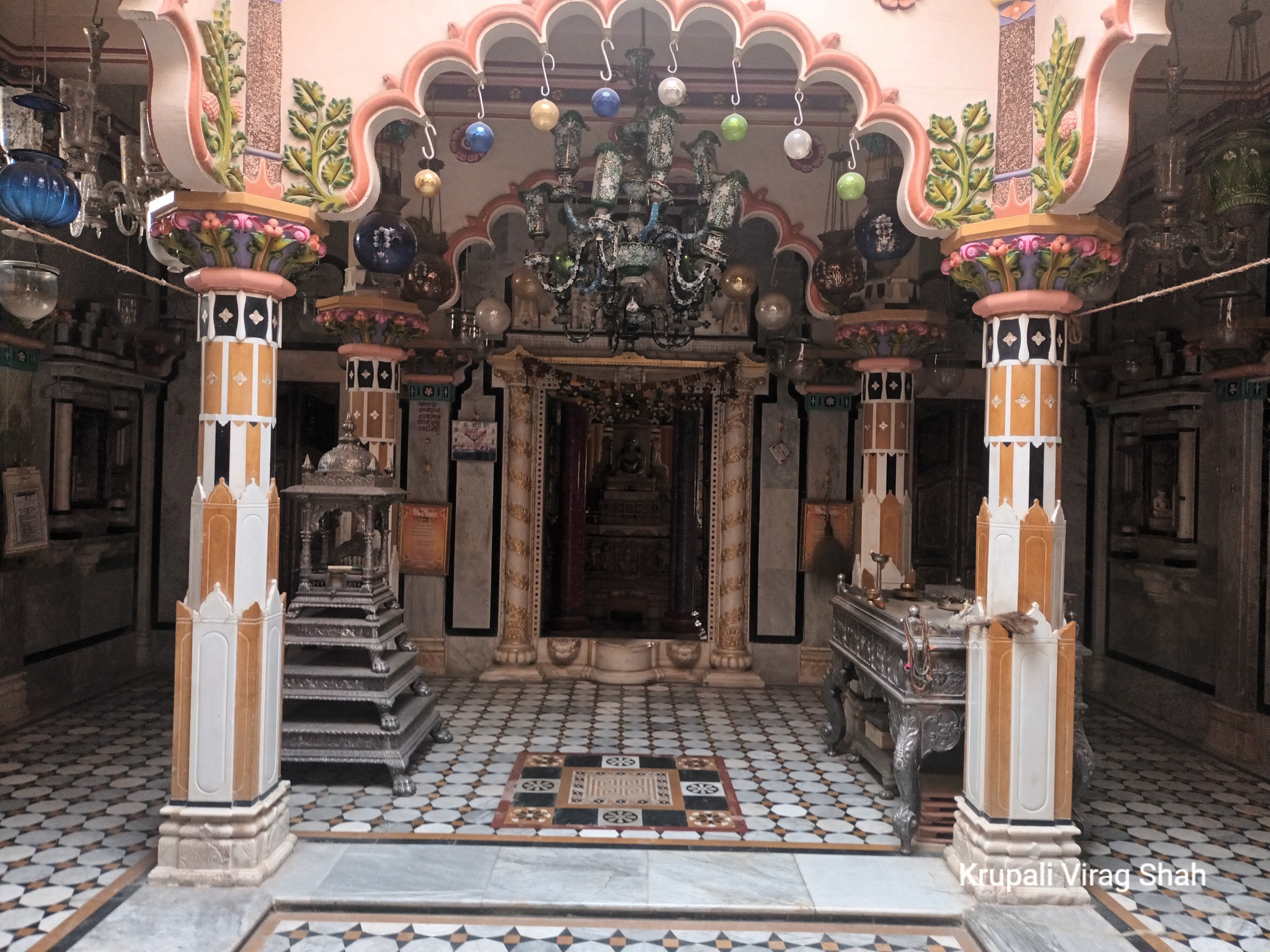 Shri Dharmnath Bhagwan Shwetamber Jain Derasar, Bhani Pol, Vrindavan Society, Radhanpur, District - Patan (Gujarat) thumbnail 5