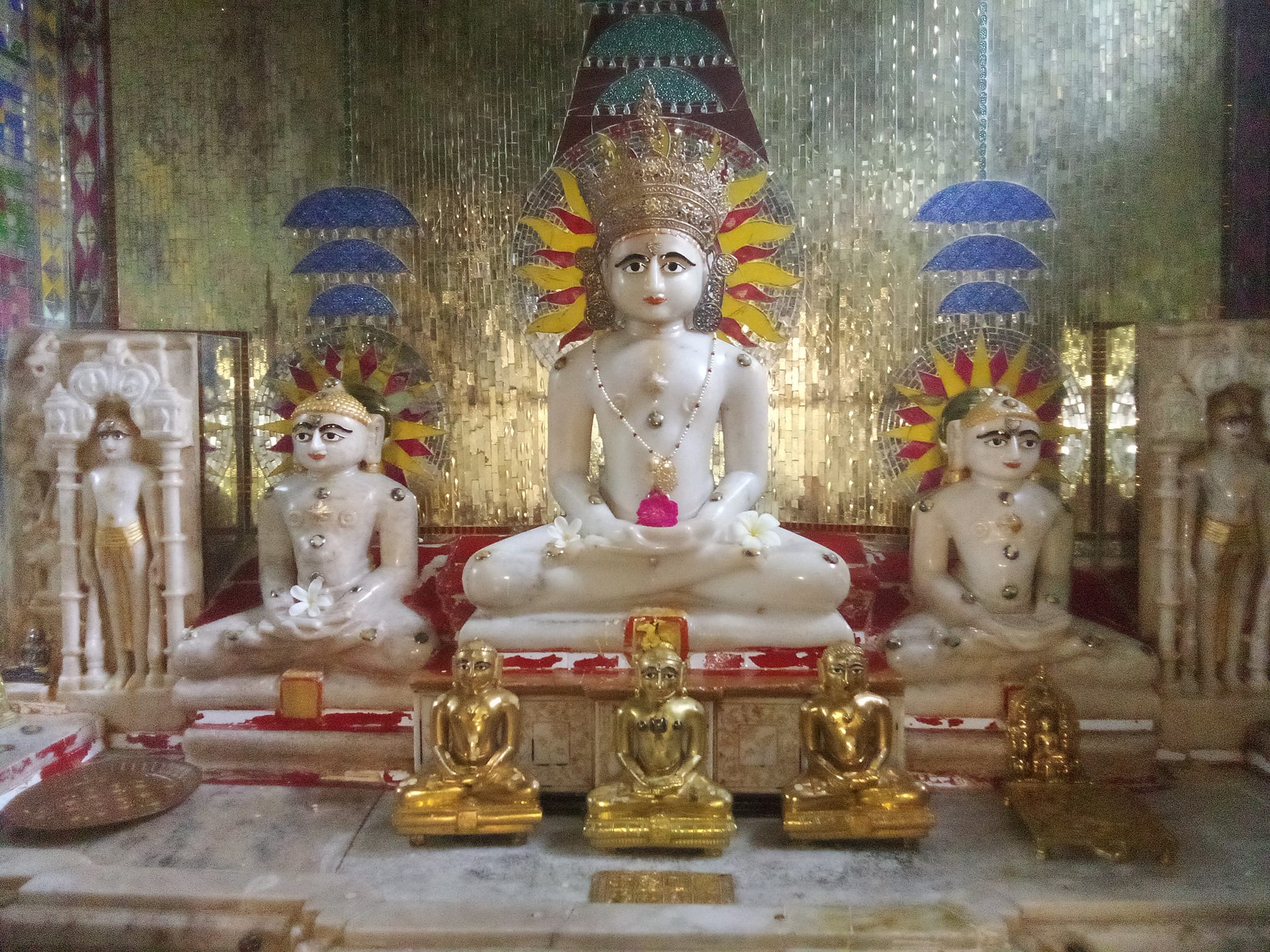 Shri Simandhar Bhagwan Shwetamber Jain Derasar, Tamboli Sheri, Radhanpur, District - Patan (Gujarat) main image