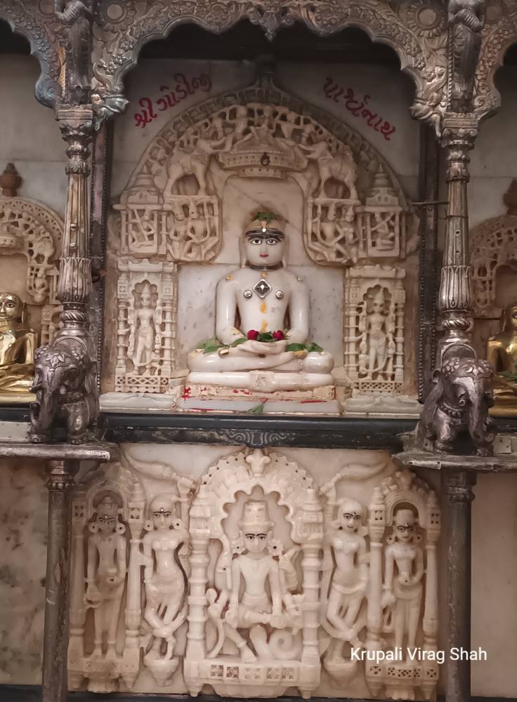Shri Godi Parshvnath Shwetamber Jain Derasar, Godiji ni Sheri, Radhanpur, District - Patan (Gujarat) thumbnail 4