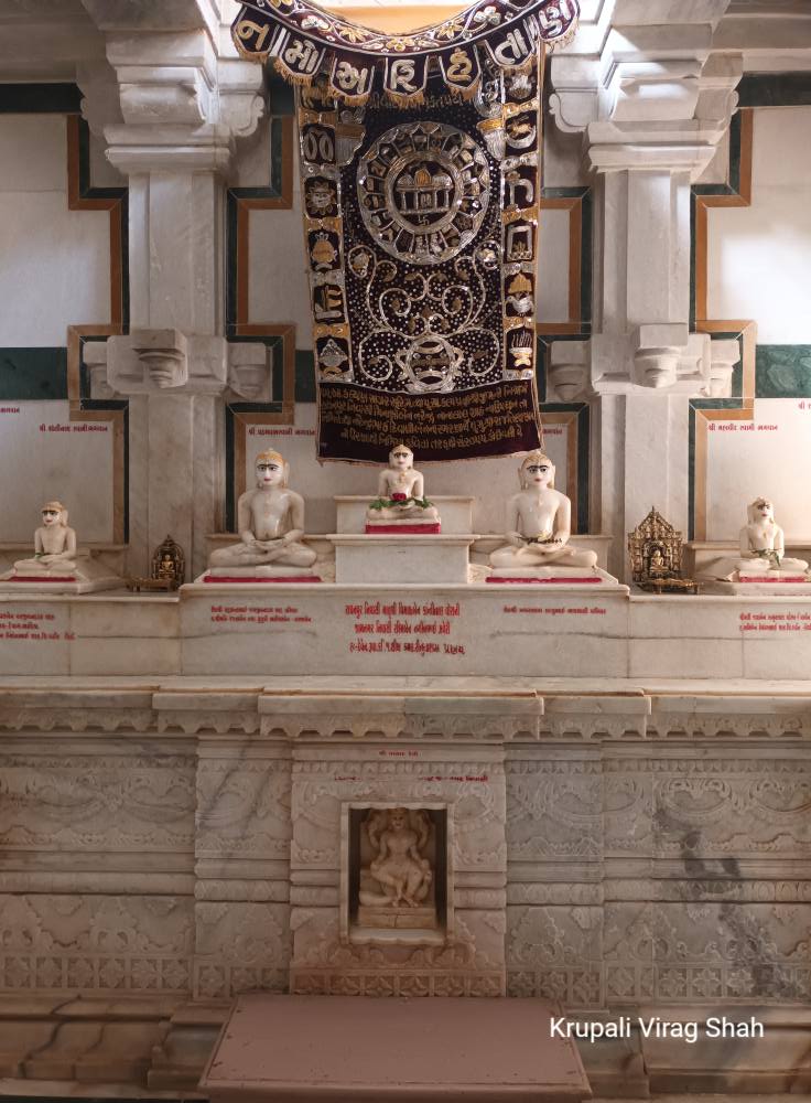 Shri Kunthunath Bhagwan Shwetamber Jain Derasar, Pirwadi Sheri, Radhanpur, District - Patan (Gujarat) image 3