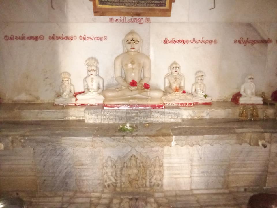 Shri Shantinath Bhagwan Shwetamber Jain Derasar, Ladva Sheri, Radhanpur, District - Patan (Gujarat) image 3