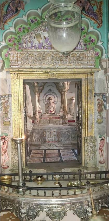 Shri Ajitnath Bhagwan Shwetamber Jain Derasar, Bhoyra Sheri, Radhanpur, District - Patan (Gujarat) image 4