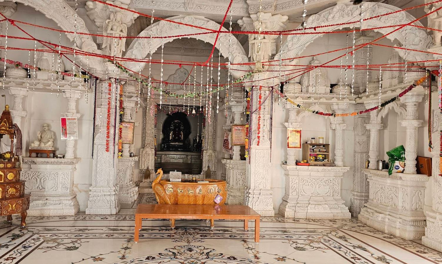 Shri Rajvihar Jain Shwetamber Tirth, Chaloda, District - Ahmedabad (Gujarat) image 2