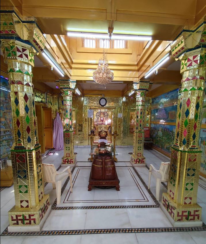 Shri Aadeshwar Bhagwan Shwetamber Jain Derasar, Dantar Wado, Bazaar, Khambhat, District - Anand (Gujarat) image 4