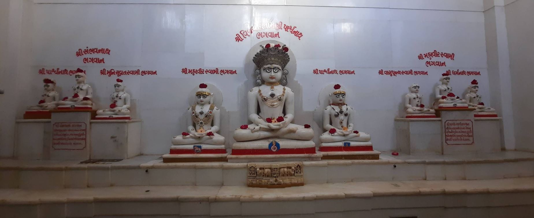 Shri Vijaychintamani Parshvnath Shwetamber Jain Derasar, Vaghmasi Ki Khadki, Lambi Oth, Khambhat, District - Anand (Gujarat) image 3