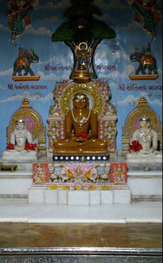 Shri Ajitnath Bhagwan Shwetamber Jain Derasar, Valad, District - Gandhinagar (Gujarat) image 2