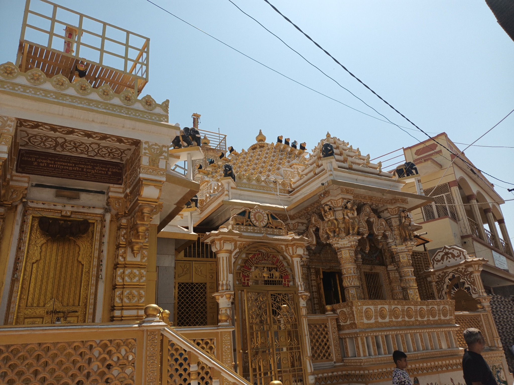 Shri Shantinath Bhagwan Shwetamber Jain Mandir, Adariyana, District - Surendranagar (Gujarat) main image