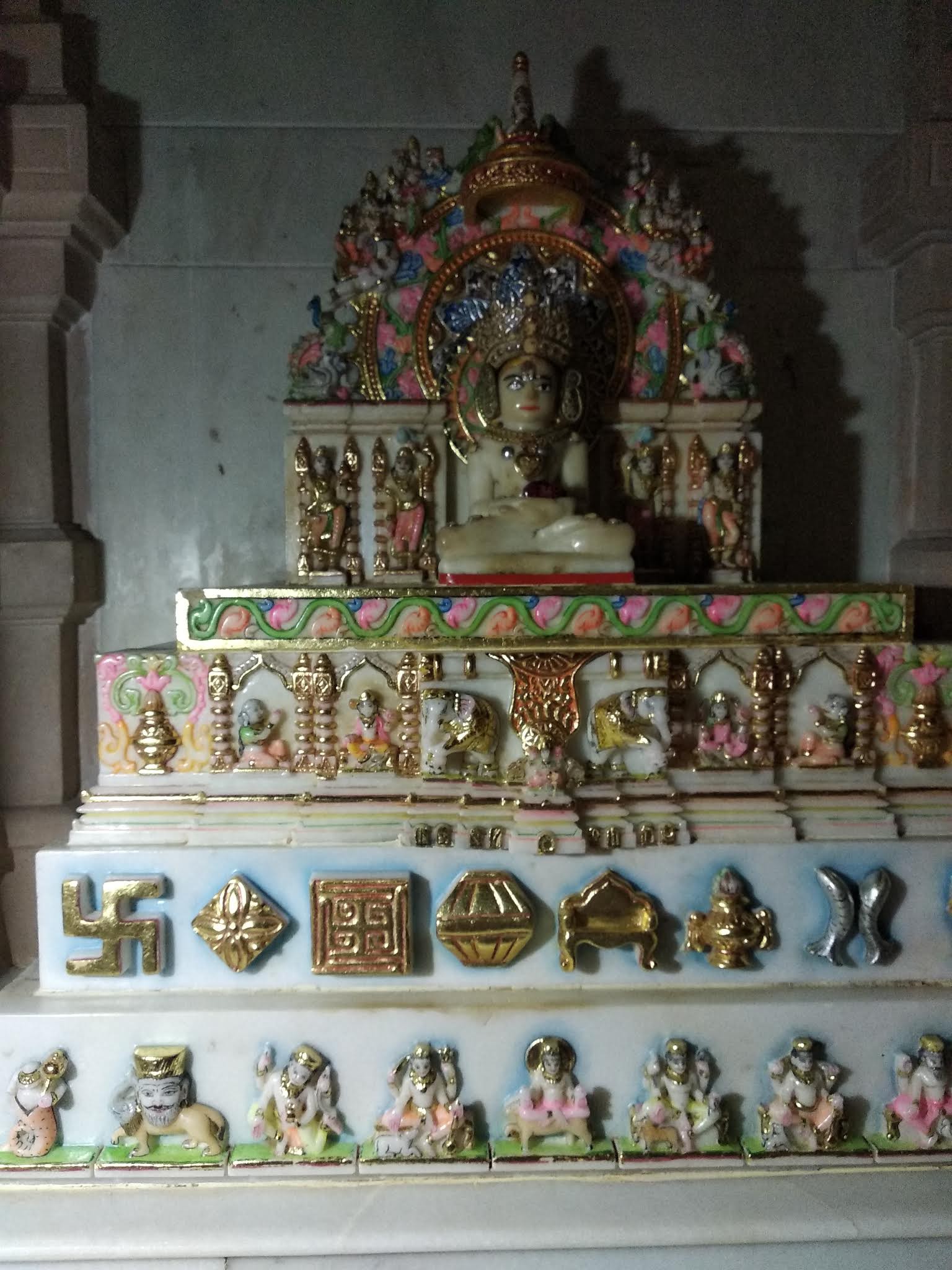 Shri Chandraprabhu Bhagwan Shwetamber Jain Derasar, Vandhiya, District - Kachchh (Gujarat) thumbnail 3