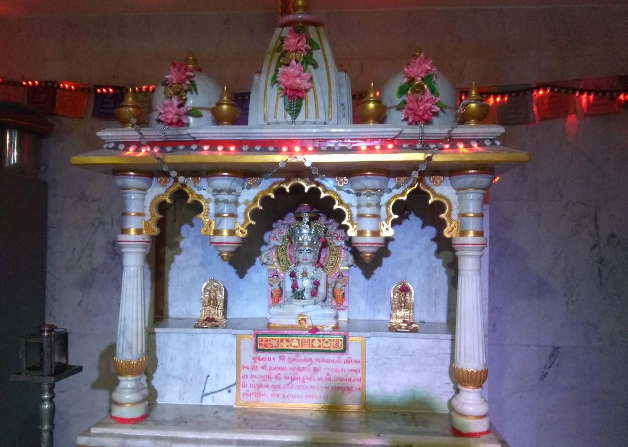 Shri Sumatinath Bhagwan Shwetamber Jain Mandir, Noble Nagar Tenament, Ahmedabad (Gujarat) image 3