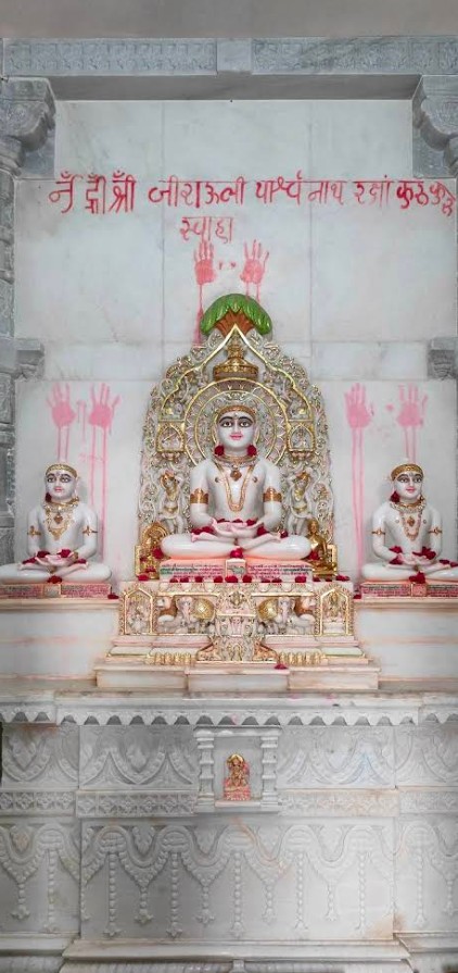 Shri Vimalnath Bhagwan Shwetamber Jain Mandir, Vrajbhumi Apartment, Parvat Patiya, Surat (Gujarat) thumbnail 3