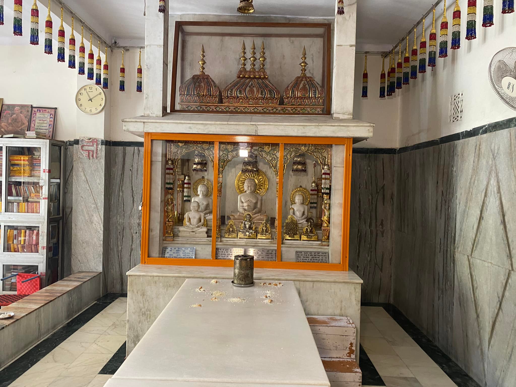Shri 1008 Parshvnath Digamber Jain Mandir, 1950-52, Sector 16, Faridabad (Haryana) thumbnail 2