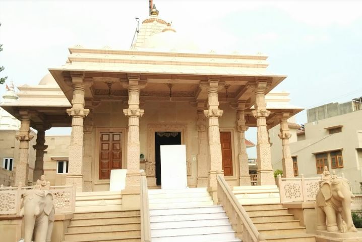 Shri Shantinath Jain Shwetamber Mandir, Sector-4, Gurugram, (Haryana) thumbnail 3