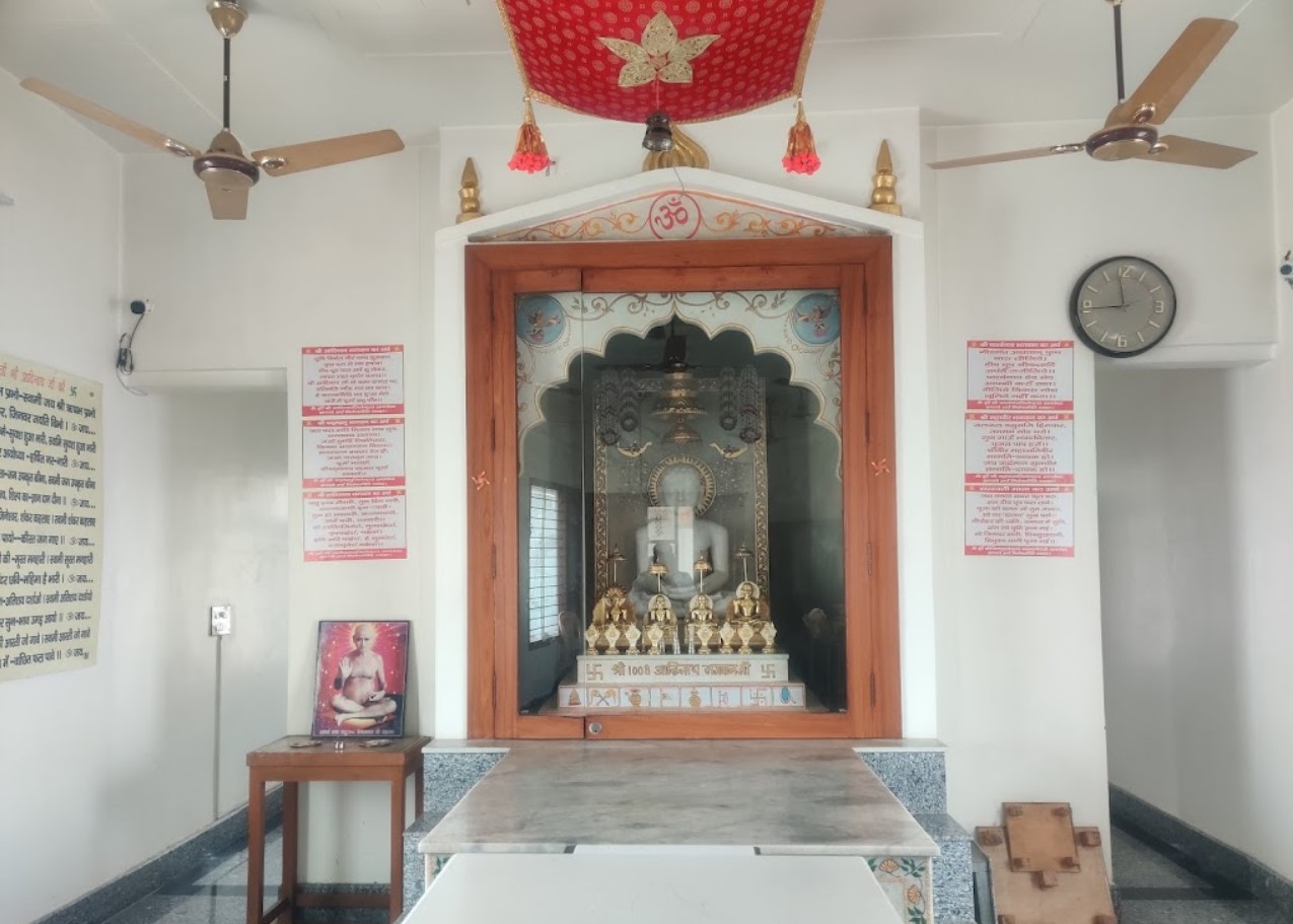 Shri Adinath Digamber Jain Mandir, Railway Station Area, Thanesar, District-Kurukshetra (Haryana) thumbnail 4