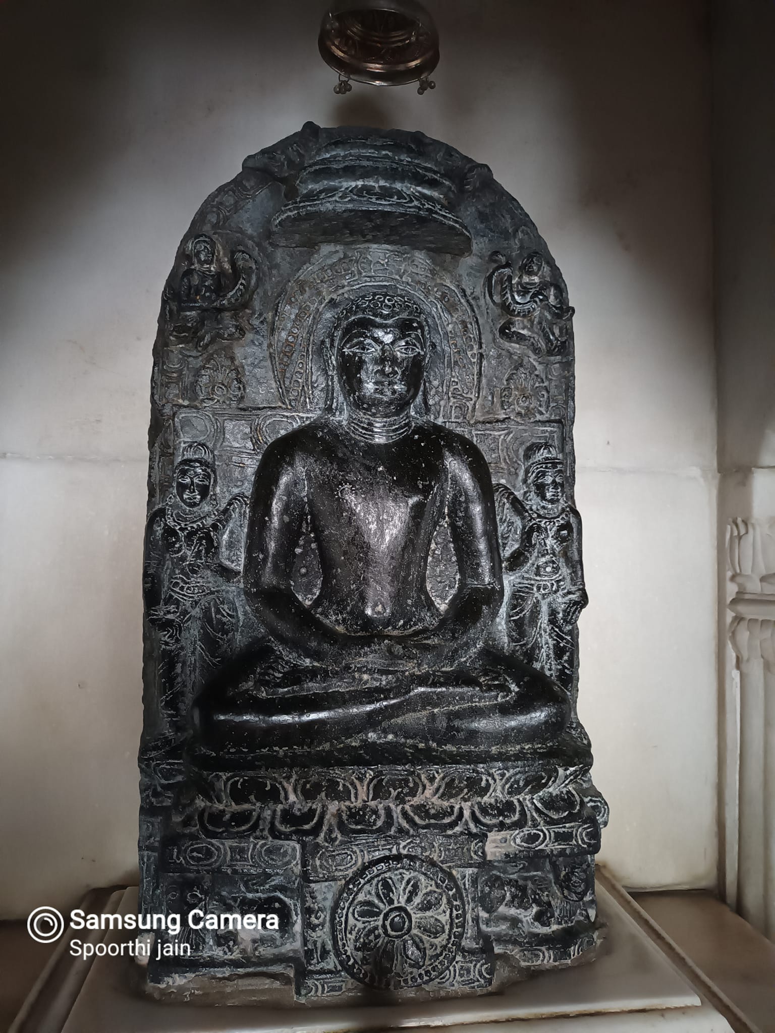 Shri 1008 Bhagwan Mahaveer Digamber Jain Mandir, Bauna Pokher, Basarh, District - Vaishali (Bihar) thumbnail 4