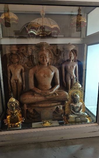 Shri 1008 Parshvnath Digamber  Jain Mandir, Gadh Bahar, Ferozepur Jhirka, District-Nuh (Haryana) image 3