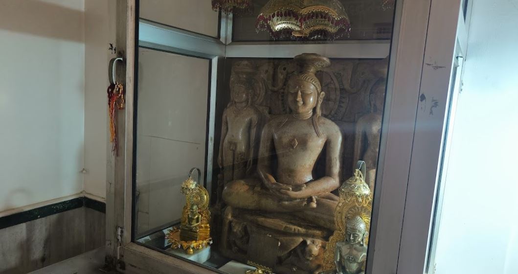 Shri 1008 Parshvnath Digamber  Jain Mandir, Gadh Bahar, Ferozepur Jhirka, District-Nuh (Haryana) image 5