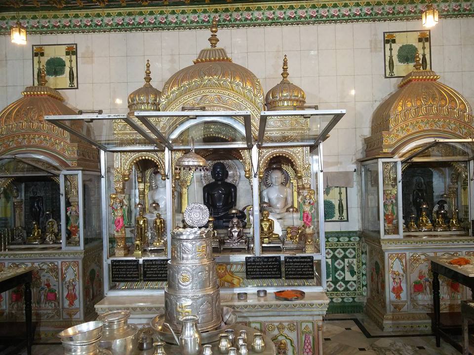 Shri Digamber Jain Mandir, Upper Baazar, Ranchi (Jharkhand) thumbnail 4