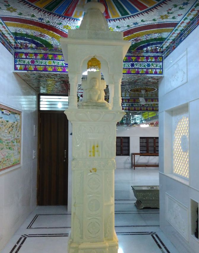 Bhagwan Shri Mahavir Digamber Jain Mandir, 1st A Main Road, behind Rajeshwari Theatre, Konena Agrahara, Murgesh Pallya,  Bengaluru (Karnataka) image 5