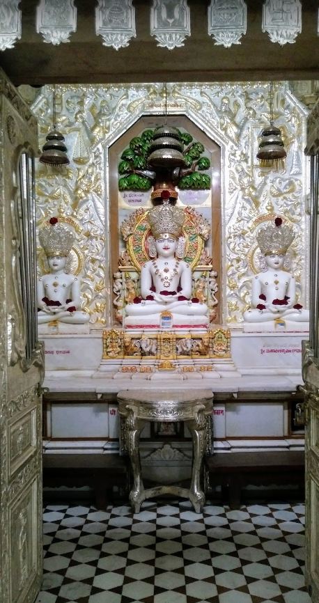 Shri Dharmnath Jain Shwetamber Mandir, 4th Block, Jayanagar, Bengaluru (Karnataka) image 4