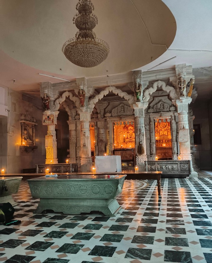 Shri Ajitnath Jain Shwetamber Mandir, 5, MBT Road, Kumbarpet, Nagarathpete, Bengaluru (Karnataka) main image