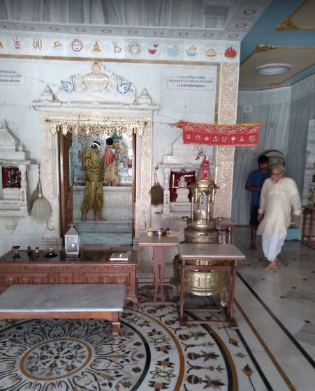 Shri Jain Shwetamber Mandir, Laheari Tola, Urdu Bazar, Bhagalpur (Bihar) image 5