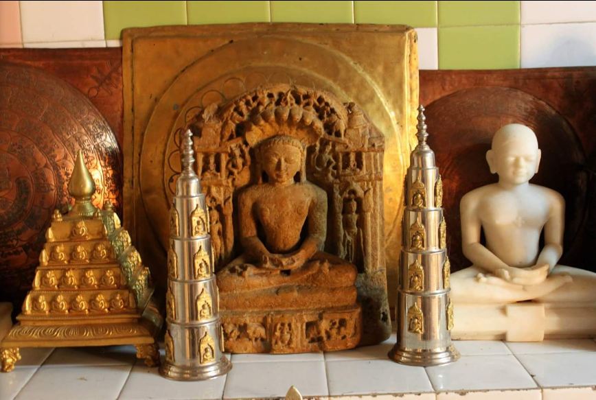 Shri Parshvnath Digambar Jain Basadi, Chamarajnagar (Karnataka) image 6