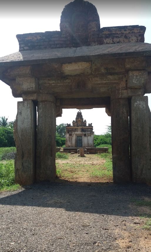 Shri 1008 Bhagwan Adinath Digambar Jain Basadi, Ummathur, District- Chamarajnagar (Karnataka) image 6
