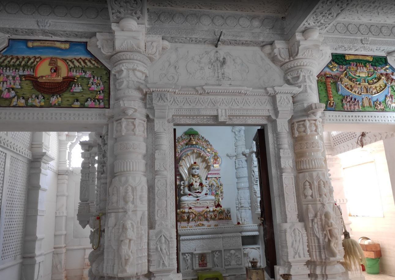 Shri Bhavtarak Parshvnath Shwetamber Jain Mandir, 11, Basavanna Temple Street, AK Colony, Adugodi, Bengaluru (Karnataka) image 4
