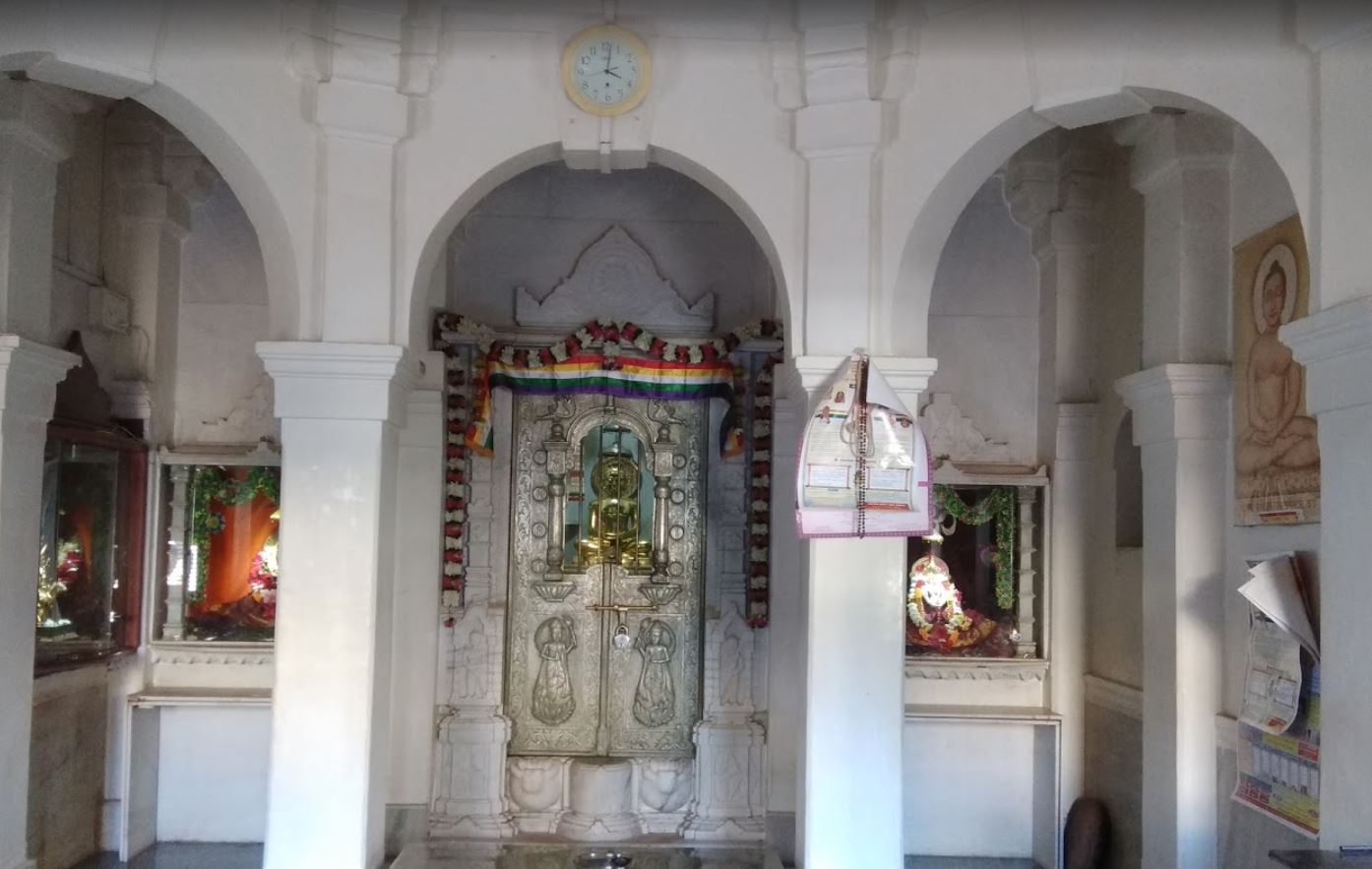 Shree 1008 Chandranatha Basadi, J C Nagar, Hubli, District-Dharwad (Karnataka) image 2